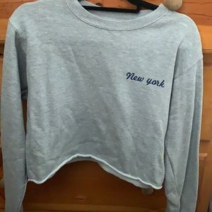 Grey cropped sweatshirt